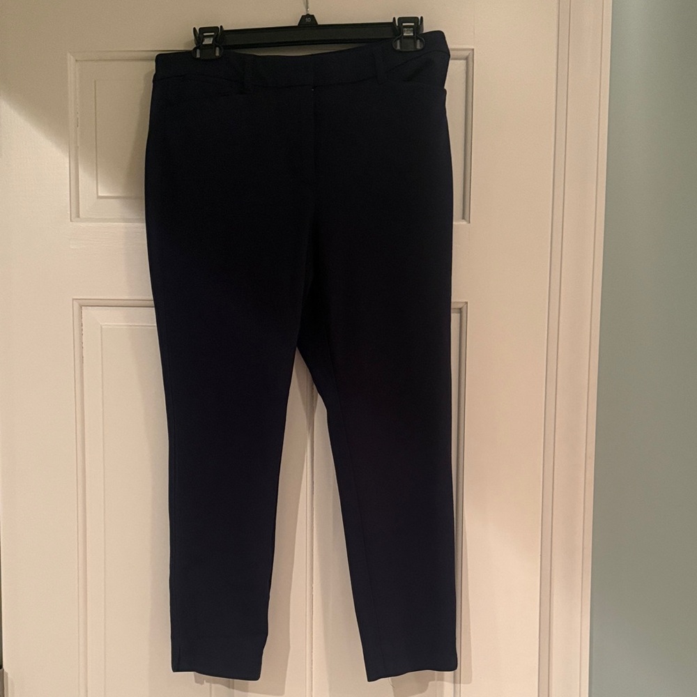 White House Black Market  Navy slim ankle Women's Pants